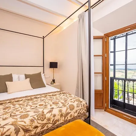 Casa Aura Hotel 2*