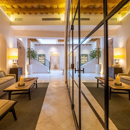 Hotel Casa Aura 2*