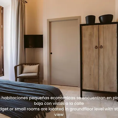 Hotel Casa Aura 2*